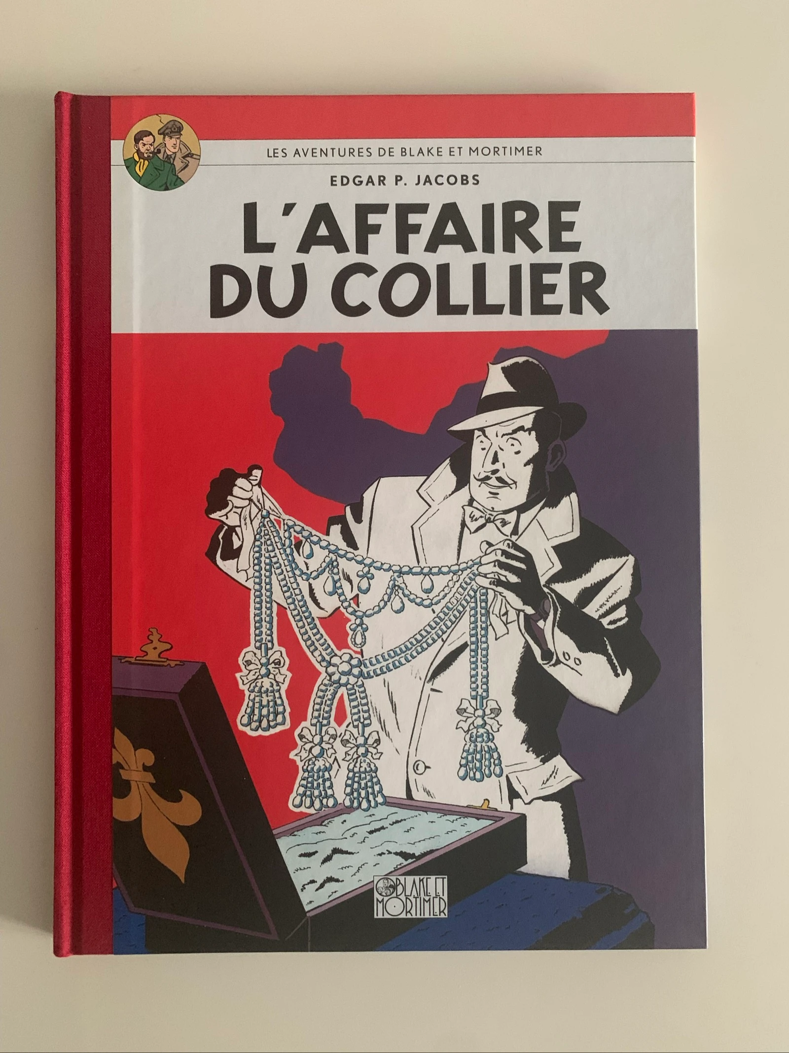 Bd Integral Blake e Mortimer 12 volumes Jacobs - Capa dura vermelha com friso M amarelo - Le Monde – photo 19